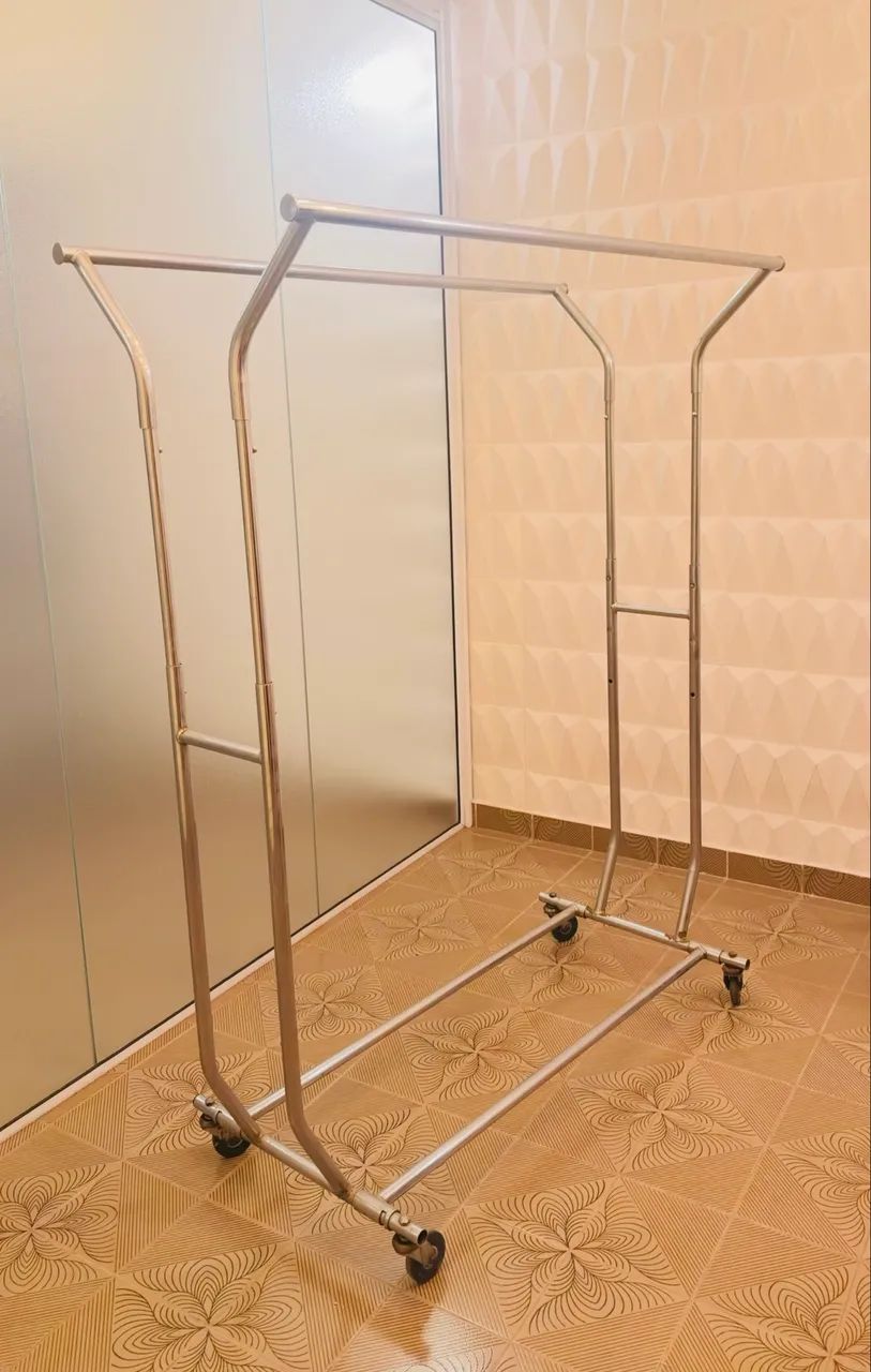 Arara dupla. Com bastões de extensão. Totalmente dobrável.  - Foto 3
