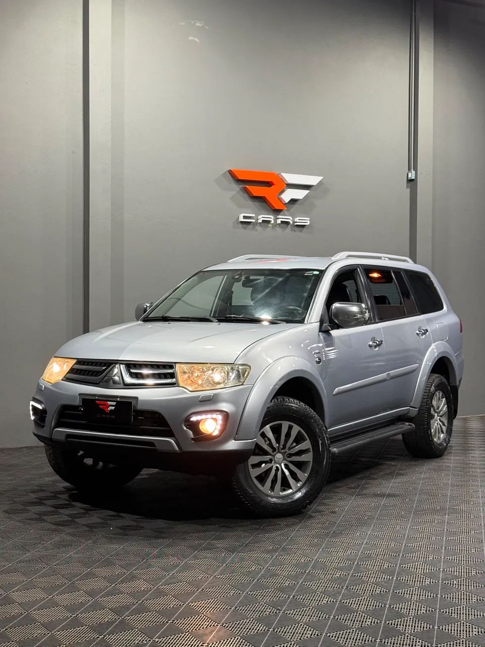 Mitsubishi Pajero Pajero HPE 3.5 4x4 Flex 5p Aut. 2017
