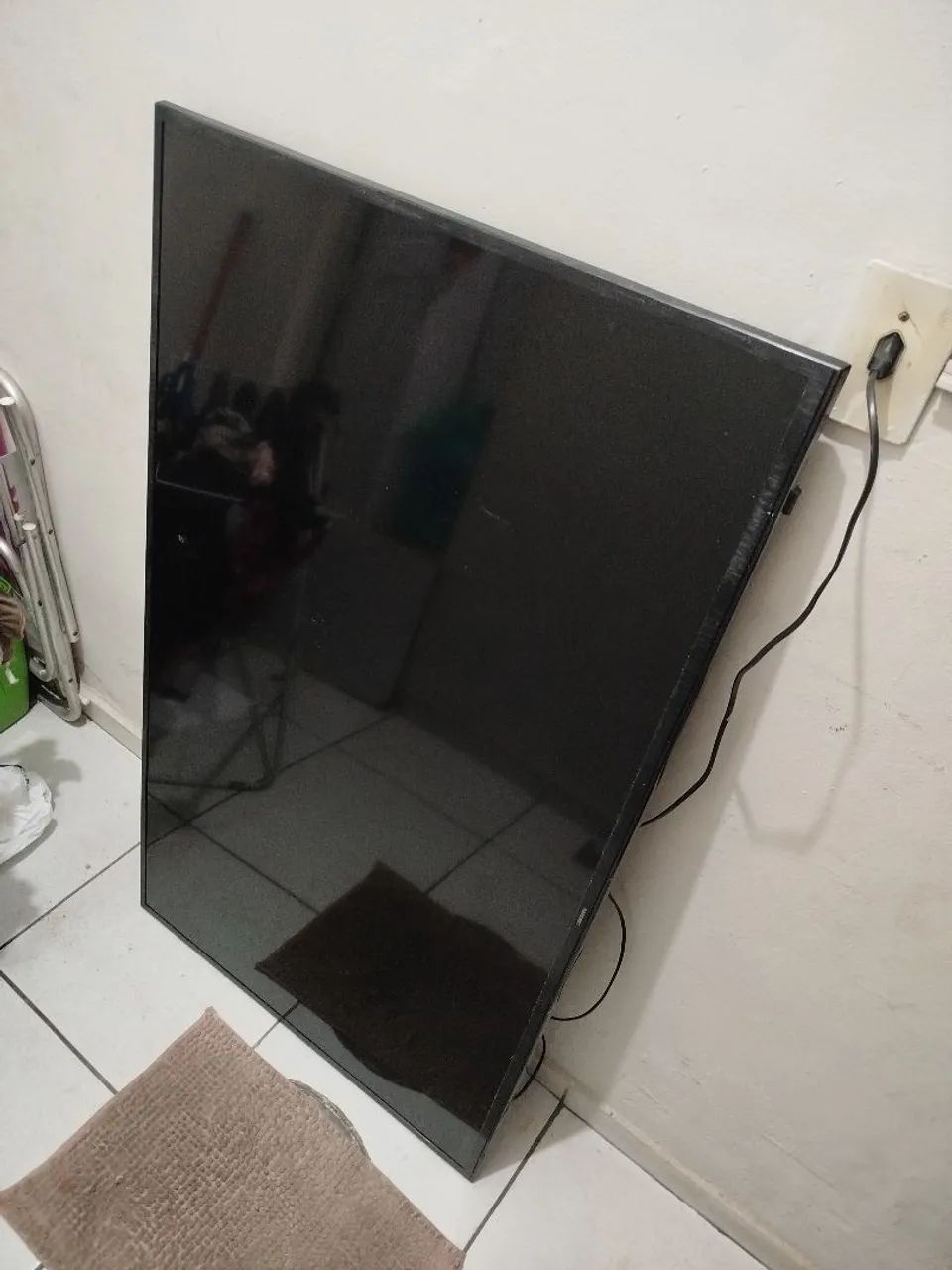 Vendo TV Samsung 60 polegadas, no estado.