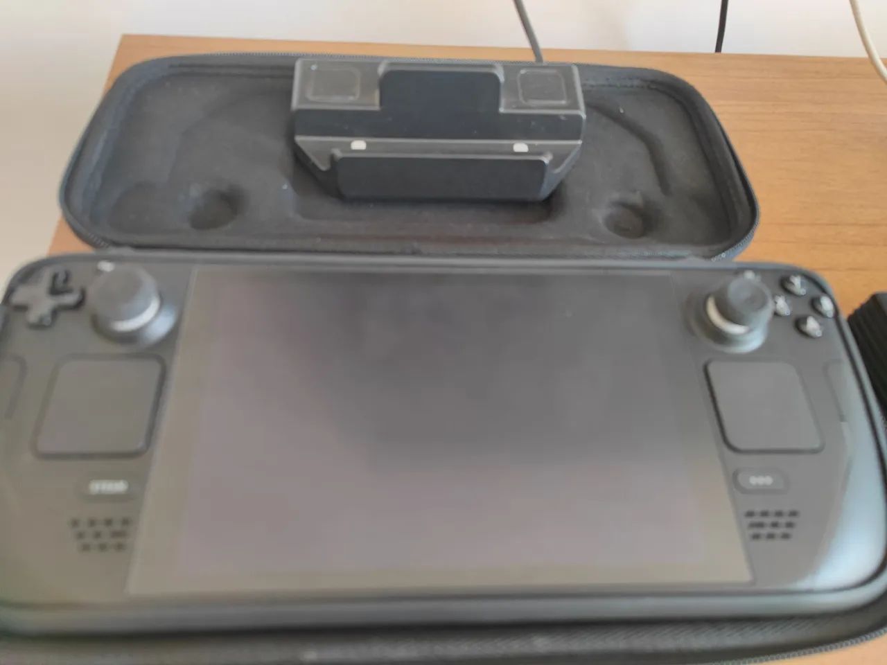 Steam Deck LCD 1TB + Capa + Dock - Foto 3