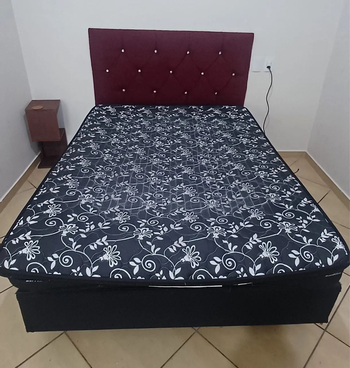 vendendo cama box