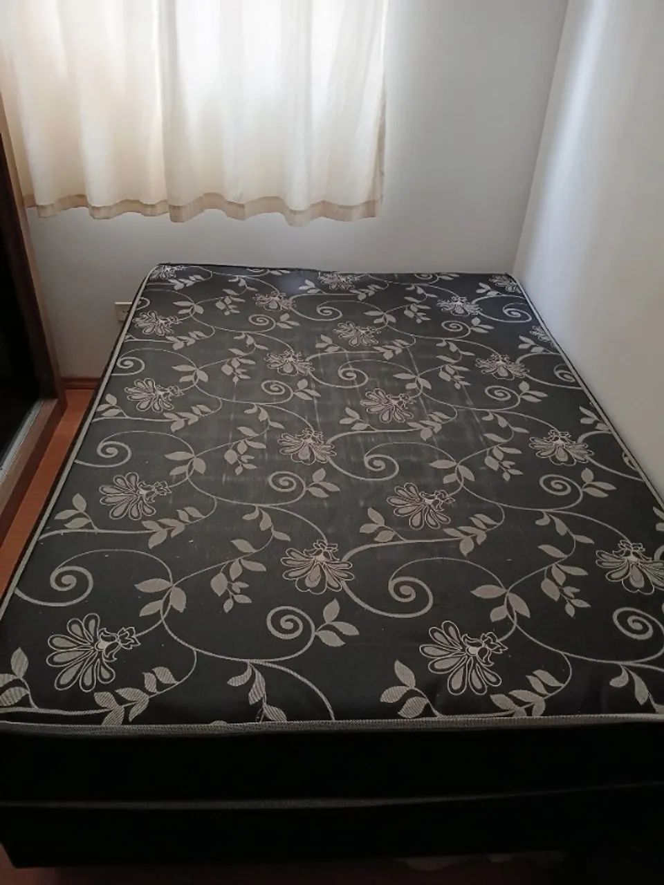 Cama box 