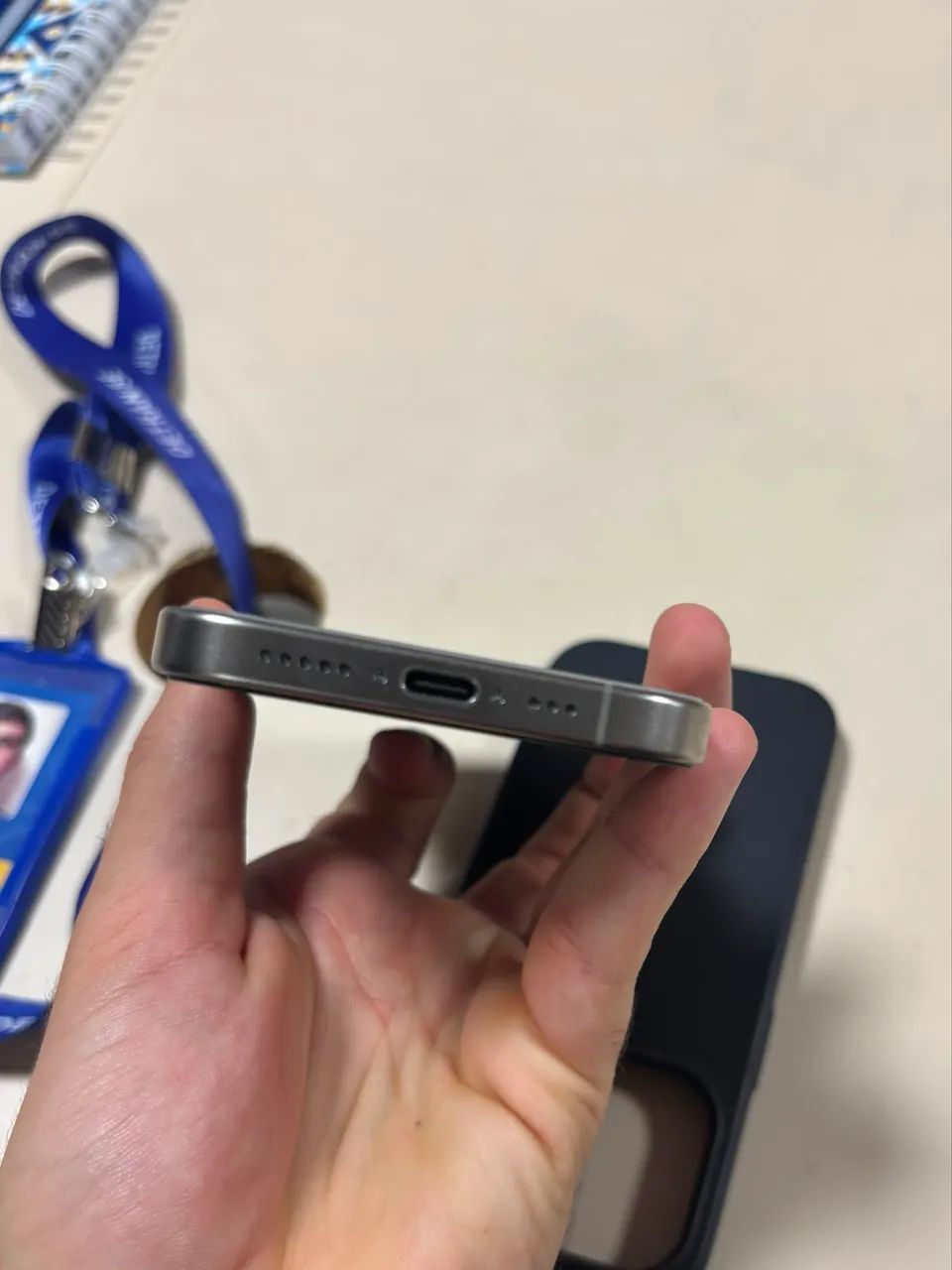 Iphone 15 pro  - Foto 5