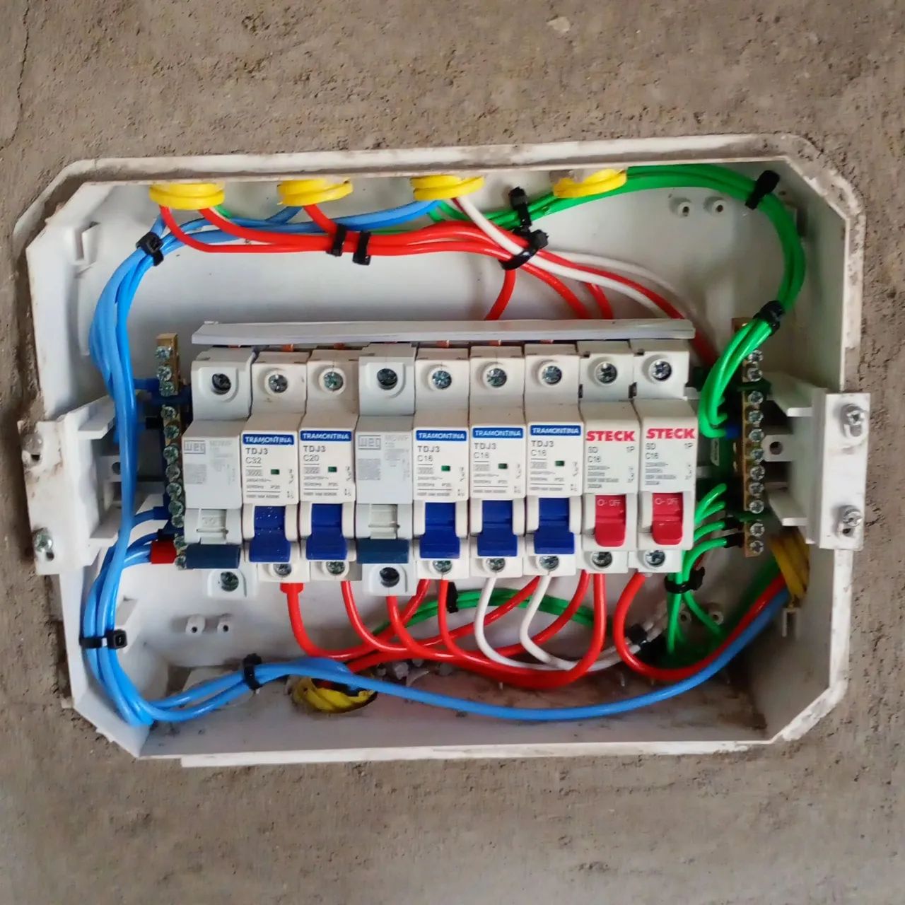 ELETRICISTA PARA SUA OBRA.  - Foto 4