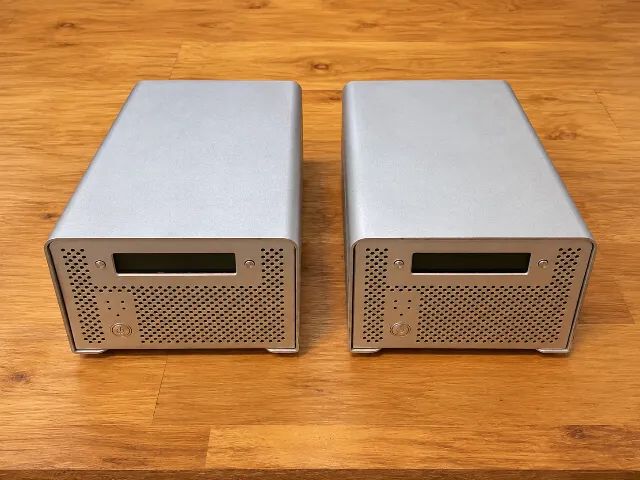 Kit 2 CalDigit VR2 RAID 2 Baias USB 3.0 eSATA FireWire