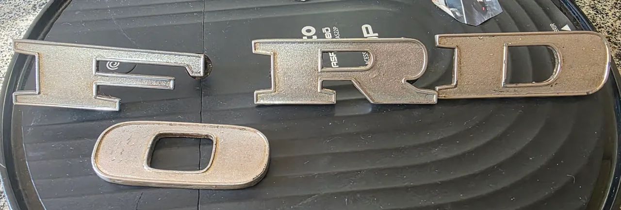 Emblema Ford 