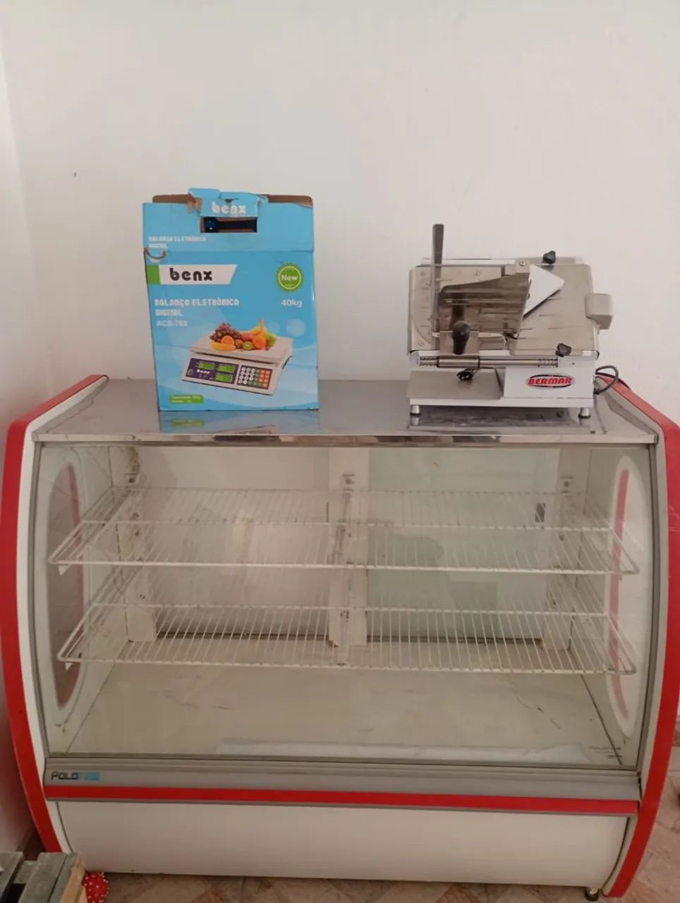 Vende-se Balcão expositor Não e Refrigerado - Foto 2