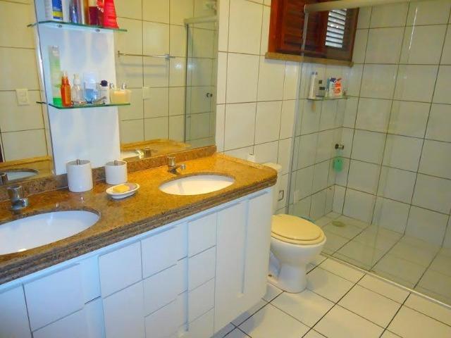 Casa plana em condomínio na Lagoa Redonda com 200m, 3 suítes e Piscina - Foto 15