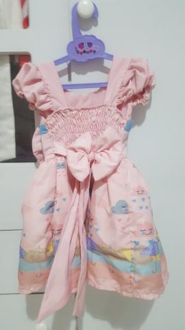 Lote vestidos de festa 1 a 2 anos.
