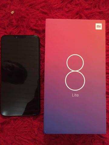 Mi 8 lite