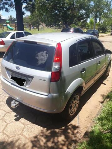 Fiesta hatch 2007 1.0 básico