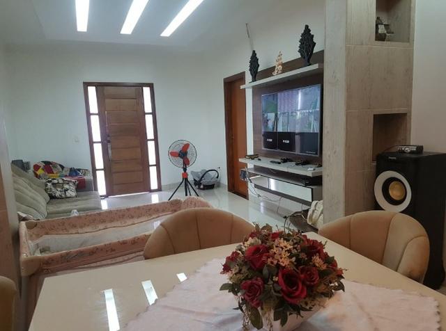 Linda Casa com Piscina Vila Palmira Próximo Colégio Militar - Foto 13