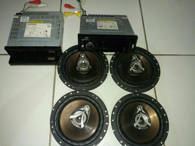 Dois toca cds e oito 4 alto falante