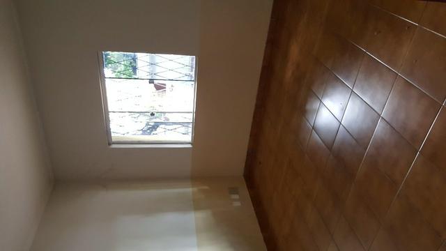 Prédio comercial com 2 blocos e amplo terreno - Foto 11