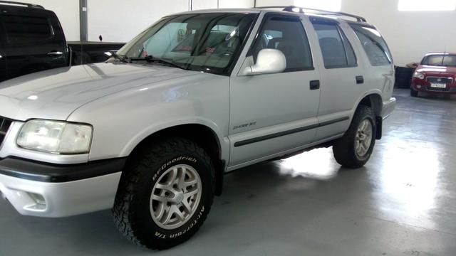 Blazer 4x4 2.5 turbo Diesel completa 99 inteira - Foto 7