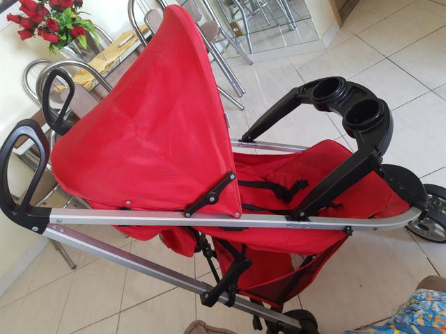 Carrinho de passeio Cosco