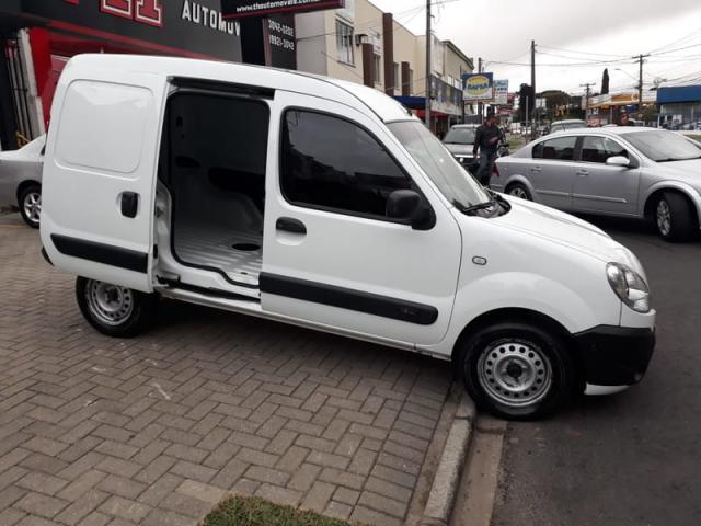 RENAULT KANGOO EXPRESS 1.6 16v(PackClim)(Hi-Flex) 4p - Foto 15