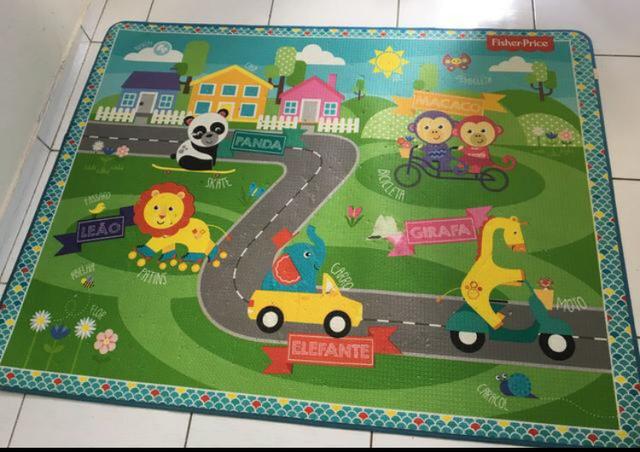 Tapete de atividades Fisher Price