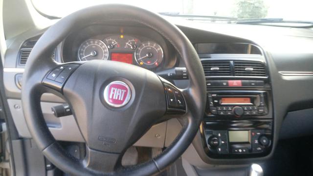 Fiat Linea Absolute Dual Logic