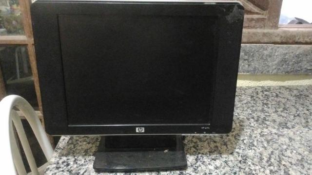 Monitor hp vp15s