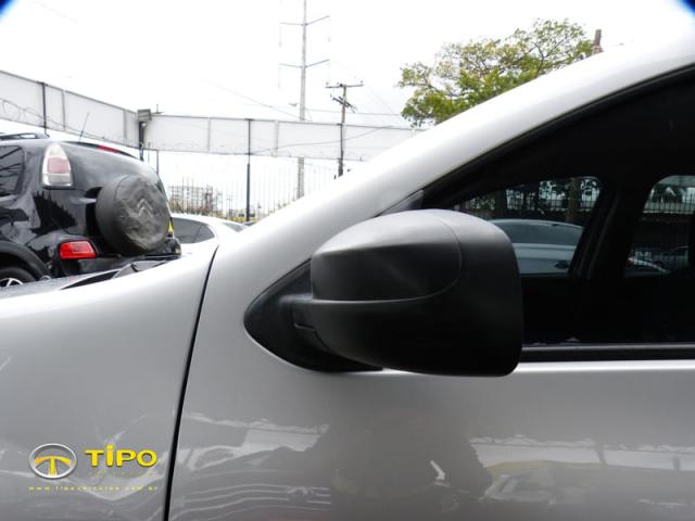 RENAULT SANDERO AUTHENTIQUE 1.0 2015 - Foto 9