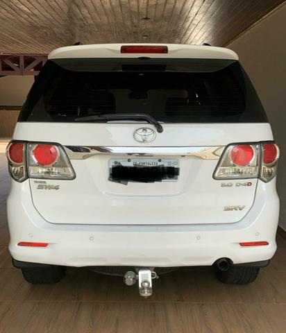 Toyota Hilux Sw4 2014 5 lugares - Foto 2