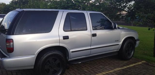 Vende se Blazer 99
