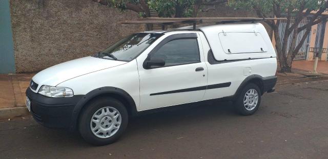 FIAT STRADA 1.4 Com capota de fibra !