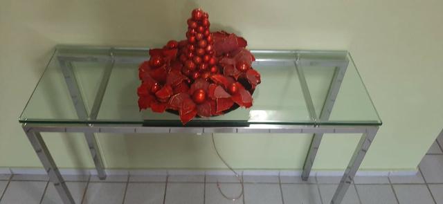 Vendo aparador em inox e vidro grosso
