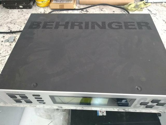 Equalizador Behringer Ultra Curve DSP 8024 - Foto 6