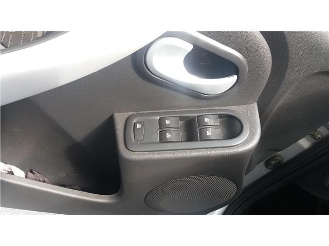 Renault Logan 1.6 expression 8v flex 4p manual - Foto 7