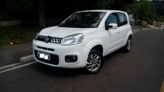 Fiat Uno EVO 1.4 8V 4 portas único dono