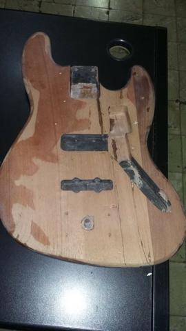 Luthier - Reforma de instrumentos musicasis na Musical Brother