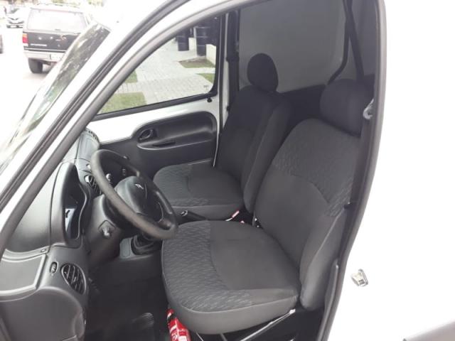 RENAULT KANGOO EXPRESS 1.6 16v(PackClim)(Hi-Flex) 4p - Foto 11