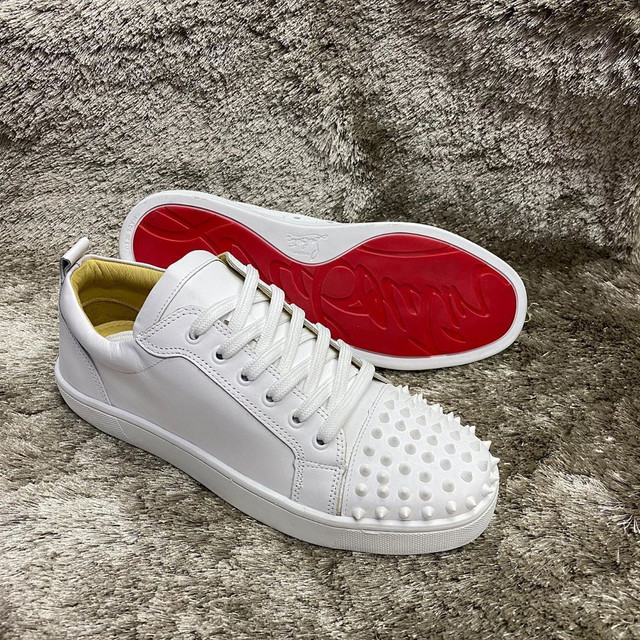 tenis louboutin vermelho