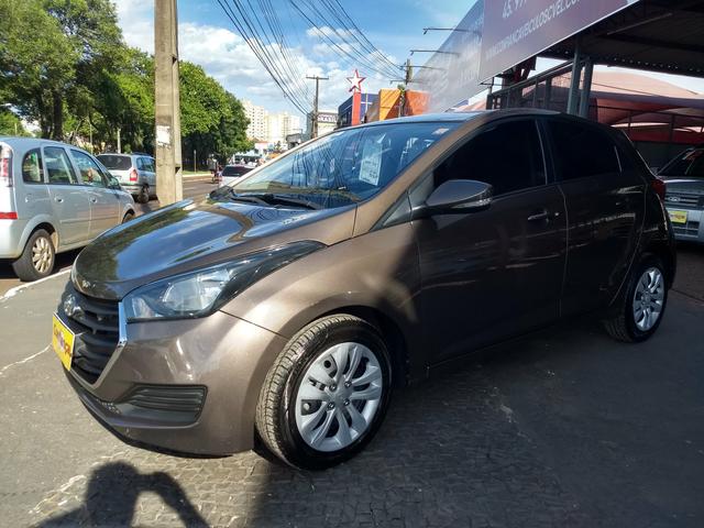 HB20 confort plus 1.0 segundo dono impecável - Foto 13