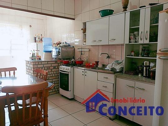 C06 - Belo sobrado em ótima região a 100 metros do mar - Foto 15