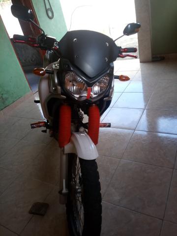 Vendo Moto Tenere 250cc