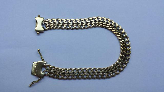 Pulseira de moeda antiga