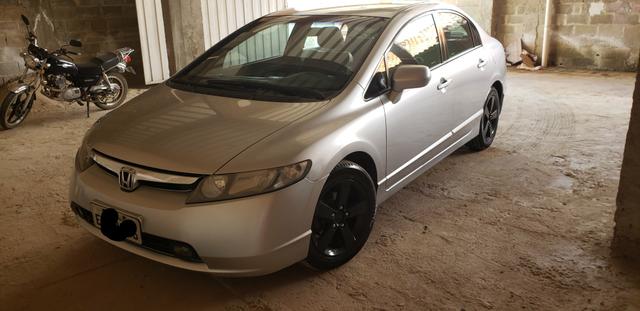 Vendo New Civic lxs (aceito troca em carro de menor valor) - Foto 6