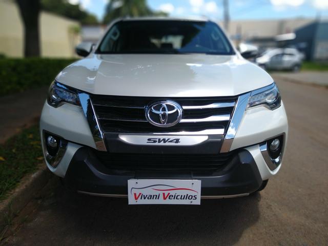 Hilux SW4 SRX 4x4 Diesel Aut - Foto 5