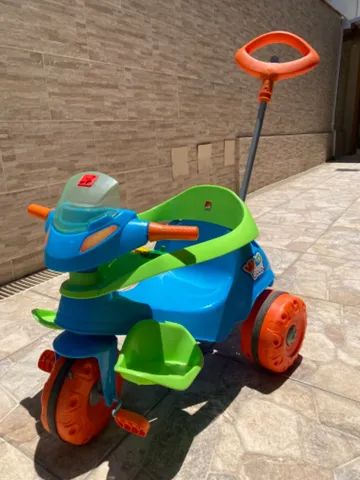 Triciclo Infantil Passeio e Pedal Velobaby com Empurrador Azul