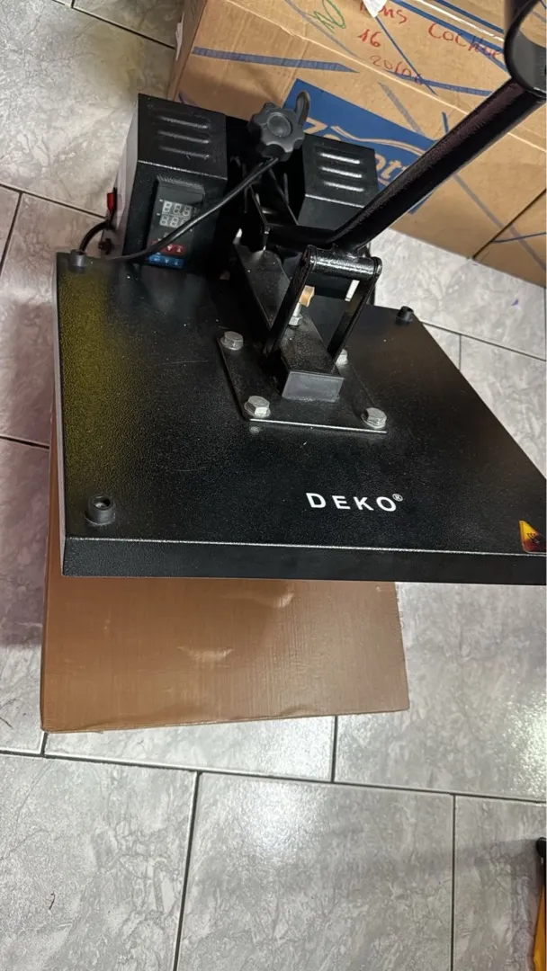 Prensa sublimadora manual Deko Flat Thermal Press 38x38 preta