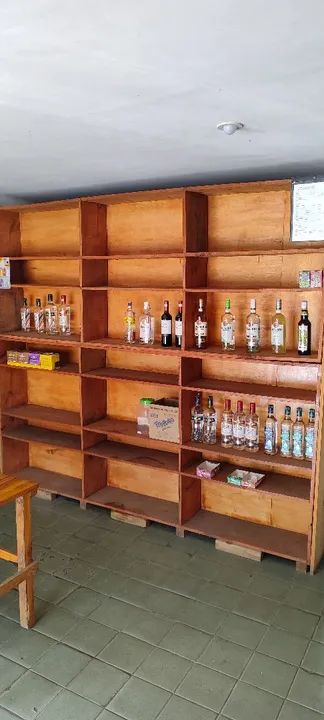 Estante Expositor de Madeira 