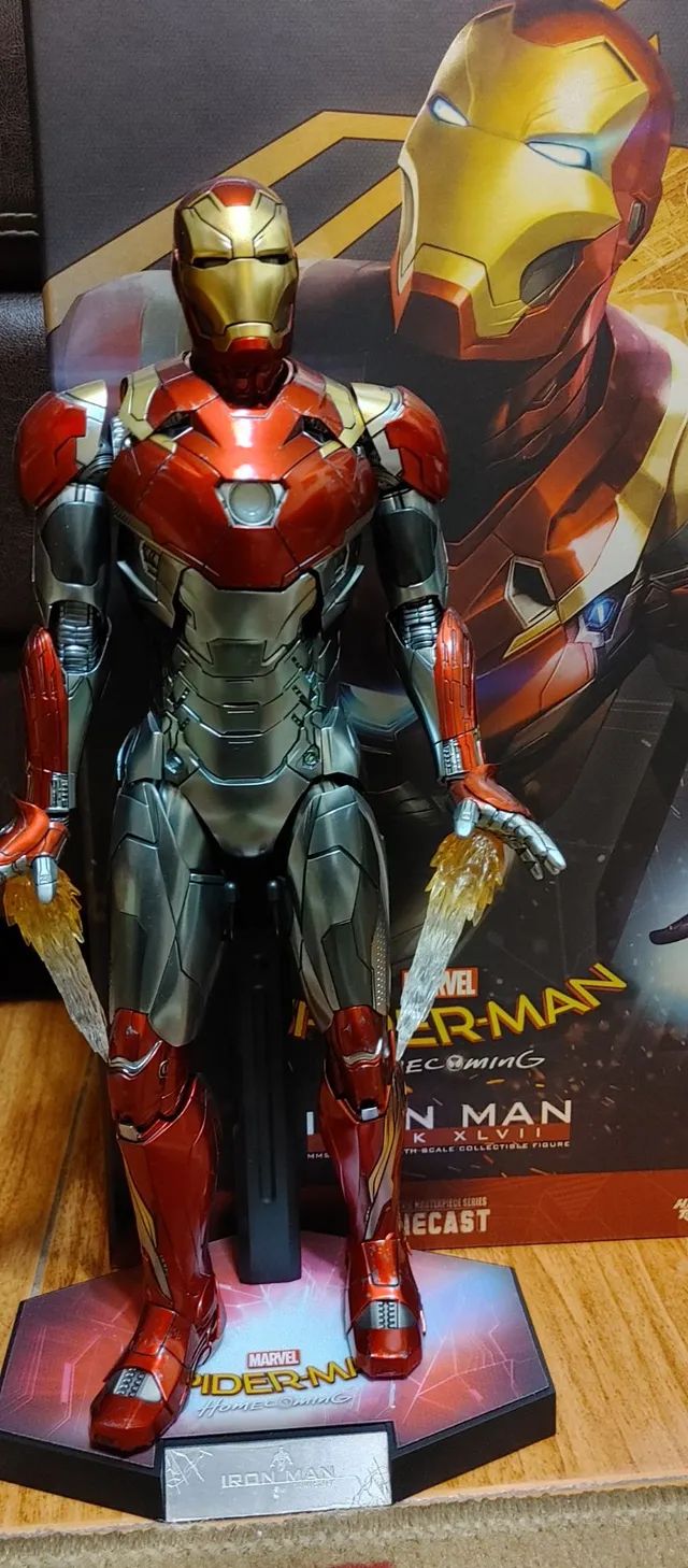 Iron Man Mark 47 Hot Toys 1/6 - Foto 3