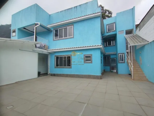 Casa para Venda em Teresópolis, Granja Guarani, 6 dormitórios, 3 suítes, 5 banheiros, 4 va