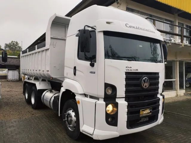 VOLKSWAGEN CONSTELLATION 25-370 - ANO 2010 - CAÇAMBA