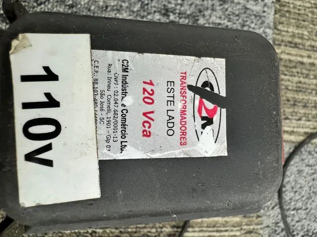 Transformador 220 / 110 funcionando perfeitamente - Foto 3