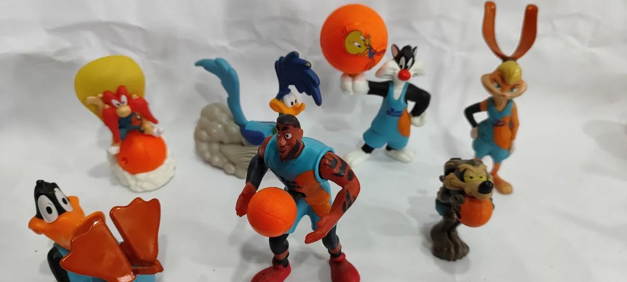 Bonecos Space Jam - Looney Tunes Coleção MC Donald's Usado  - Foto 2