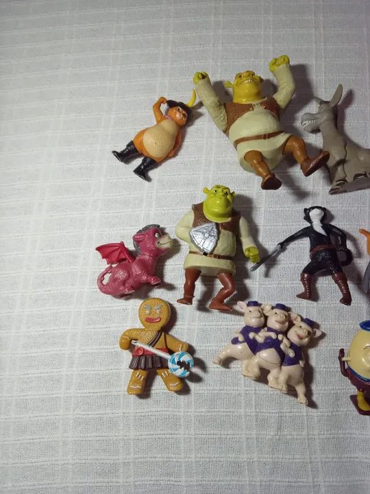 Coleção bonecos McDonald's Shrek - 16 bonecos - Foto 3